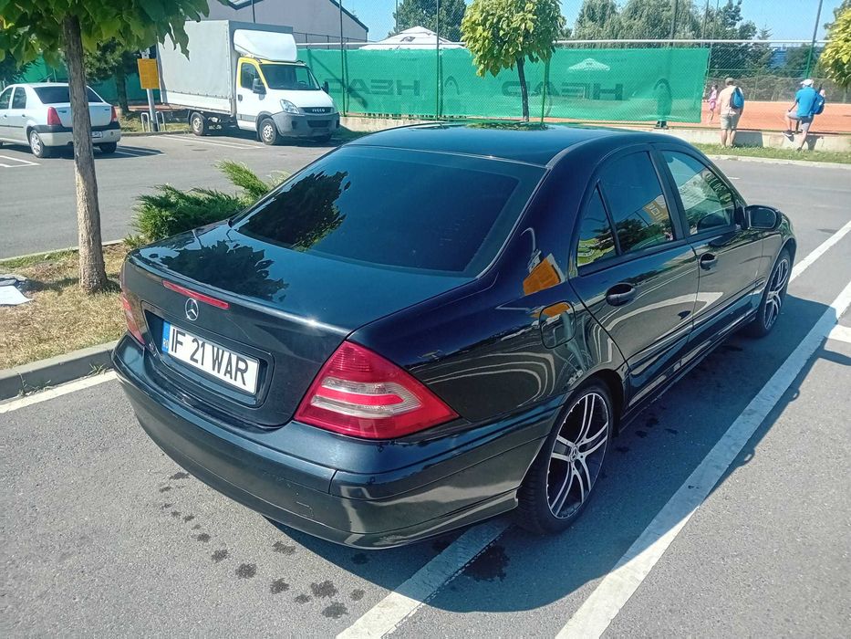 MERCEDES-BENZ C-Class 2004 — imagine 5