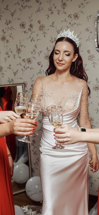 Rochie de mireasa tip sirenă