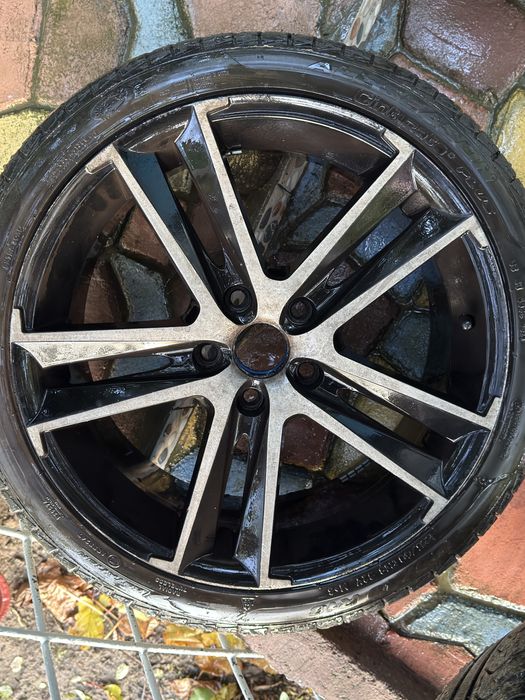 Roti 5x112 r18 cu cauciucuri all seson