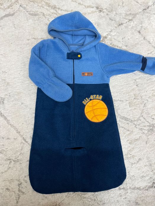 Продам комбинезон, конверт, пинетки. 0-3, 3-6 мес