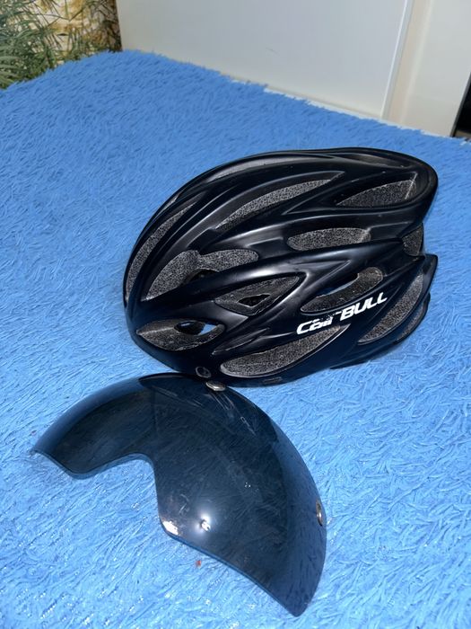 Продам велосипедный шлем