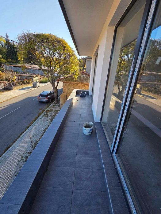 1788-Продава се двуетажна тухлена на плоча къща в кв. Добровски!