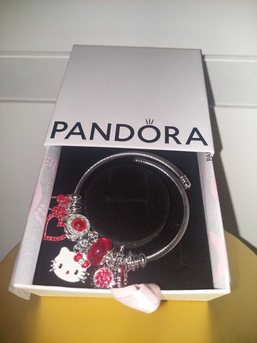 Bratara Hello Kitty marime universala in cutie cadou Pandora