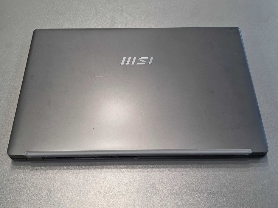 Hope Amanet P7 Laptop MSI Modern 14 / Intel i7 Gen13