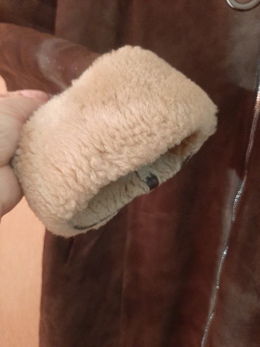 Продам дублёнку  50 размер