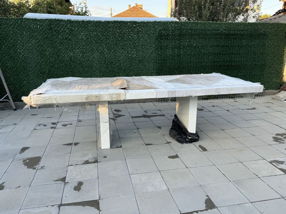 Големи трапезни маси