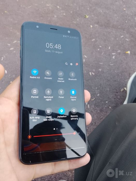 Samsung j 4 plus