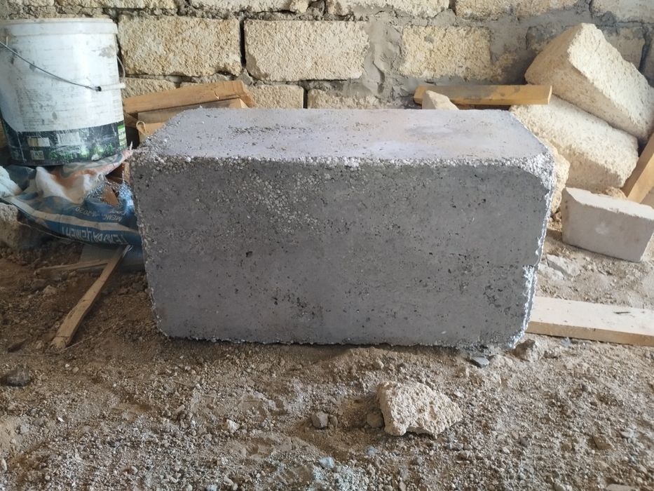 полистиролбетонные блоки,разтмер60*30.