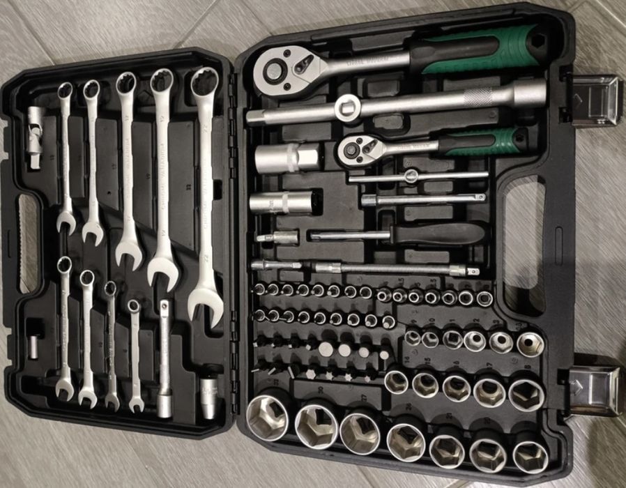 Продам набор ключ.