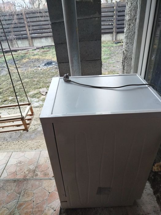 Mașina de spălat vase Beko