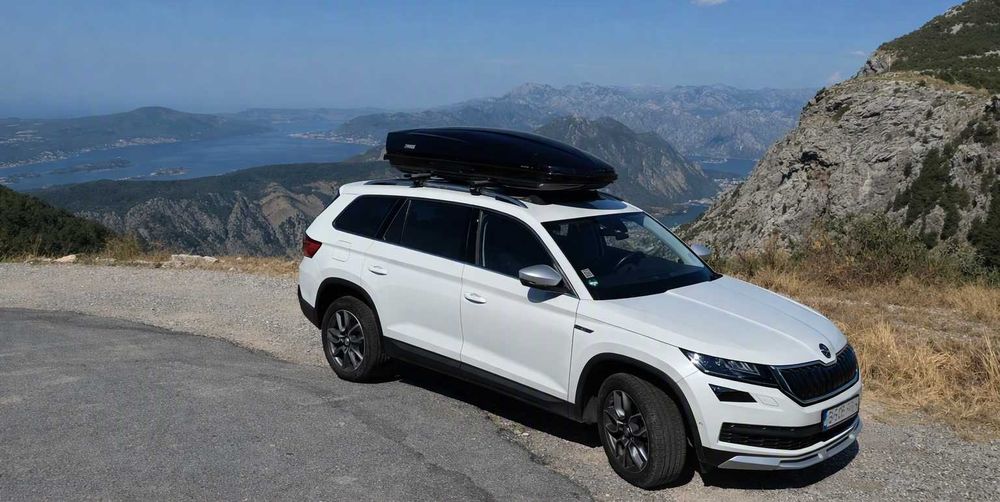 Skoda Kodiaq Scout 2.0 TSI 180 CP 4x4 DSG, 7 locuri | Webasto | Caiet de service