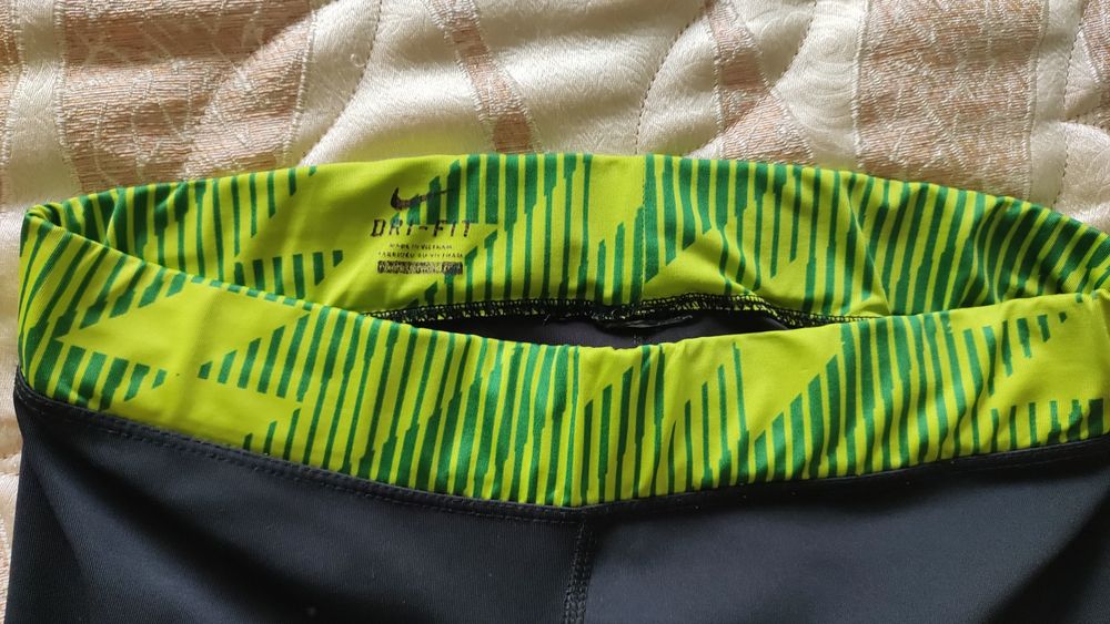 Спортен клин Oysho,  Nike