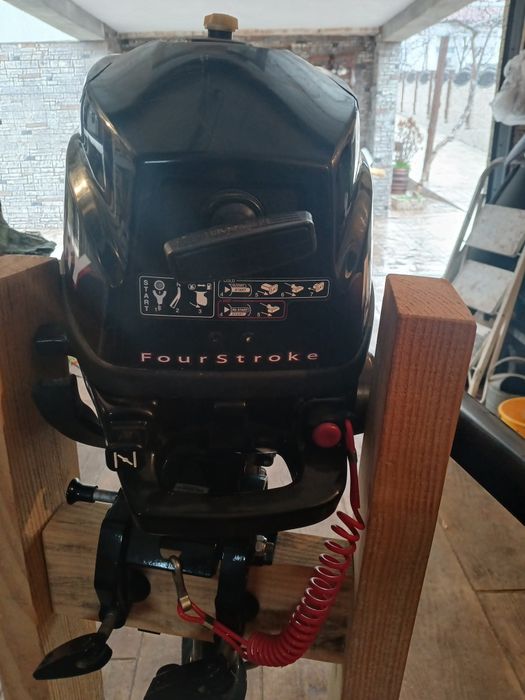 Двигател за лодка Mercury 2.5hp