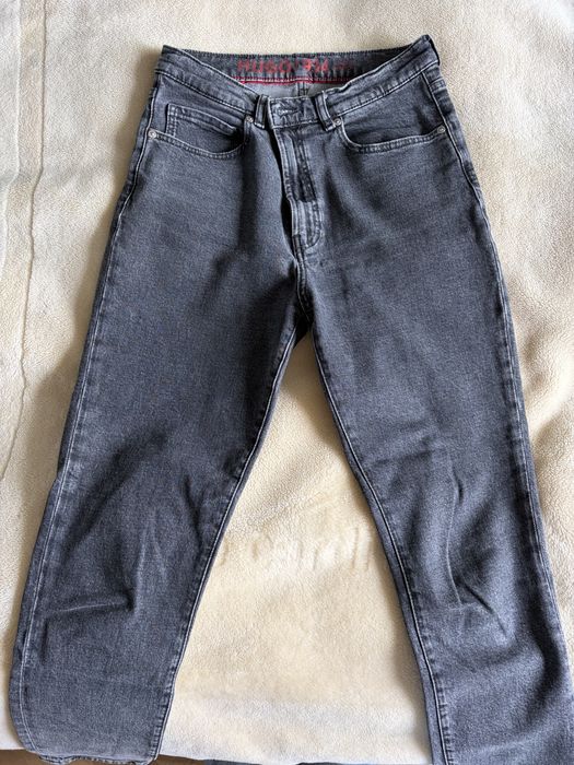 Оригинални дамски дънки на Hugo Boss