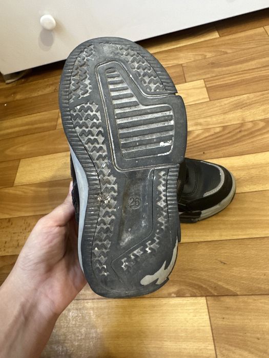 Демисезонная обувь 25,26,28