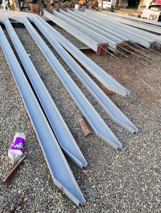 Vând 5ferme metalice la 12m din ipe180