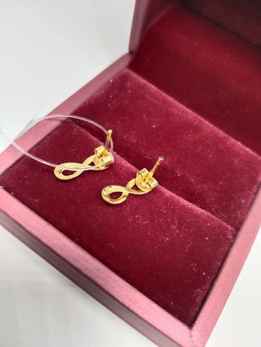 серьги золотые 750 пробы 1гр 1.3см