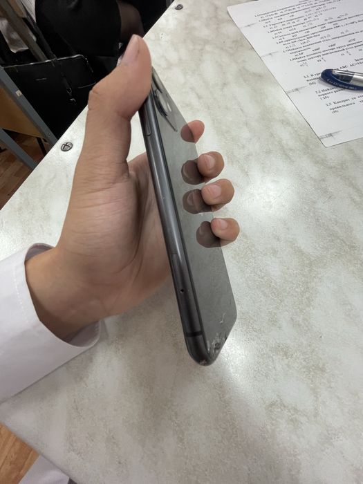 Продам или обменяю Iphone 11