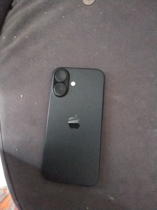 Iphone 16 акб 89%