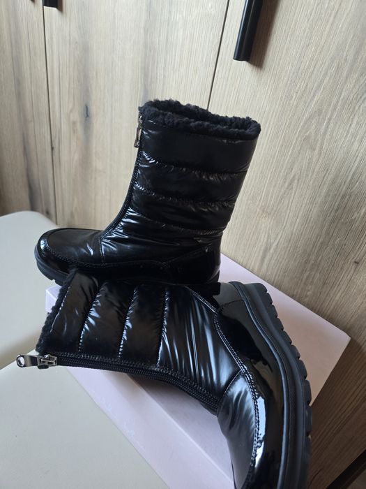 Ботуши LS Waikiki и кожени маратонки adidas marvel