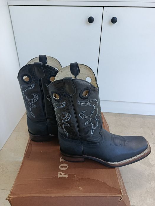 Сапоги ковбойские