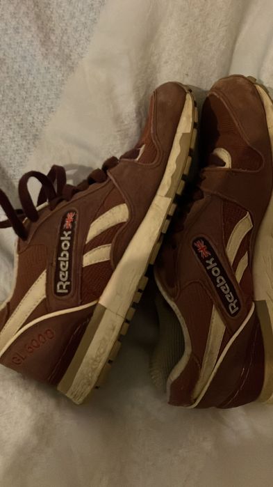 Vând pantofi Reebok nr 36