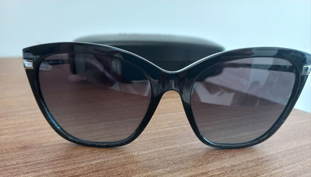 Намалени на 99 €! Слънчеви очила Ralph Lauren