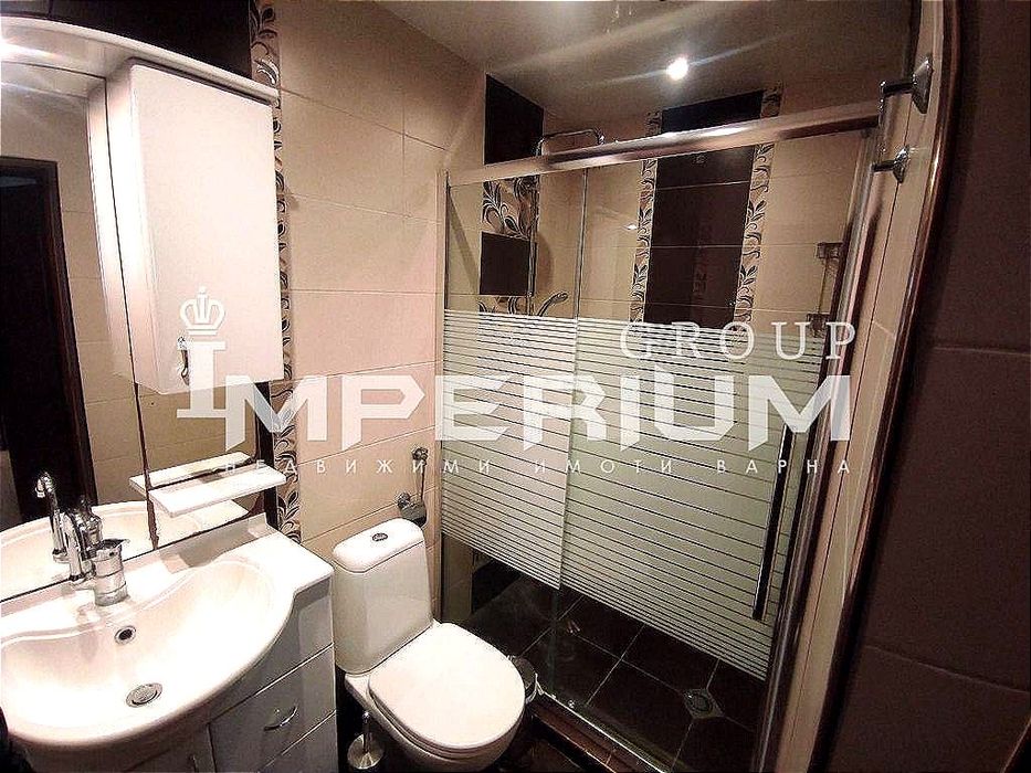 Дава се под наем Тристаен апартамент в Варна, Гръцка махала - 100 кв.м за 663 € - Снимка #8