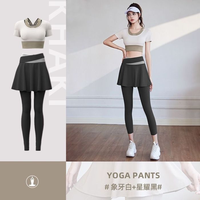 Спортивная одежда. Фитнесс двойка.