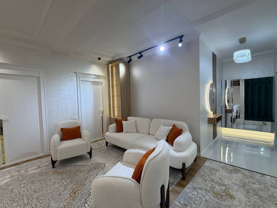 Продается 3 ком. Квартира адрес СамкочАвто ор. Роддом