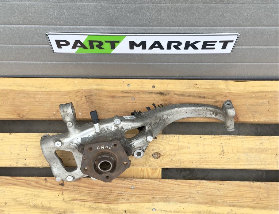 Шенкел AUDI A4 B9 8W0407241F 8W0407559
