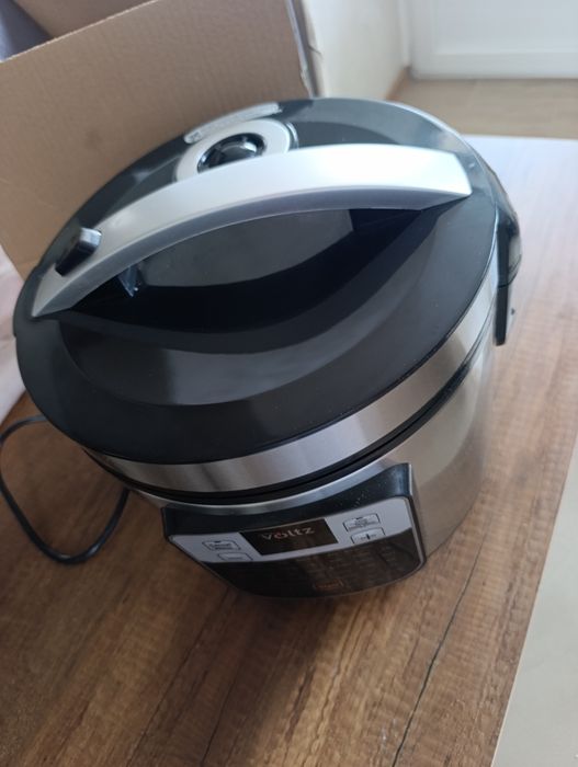 Мултикукър Voltz