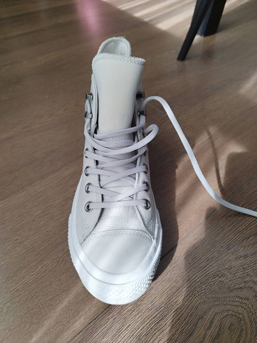 Дамски зимни обувки Converse