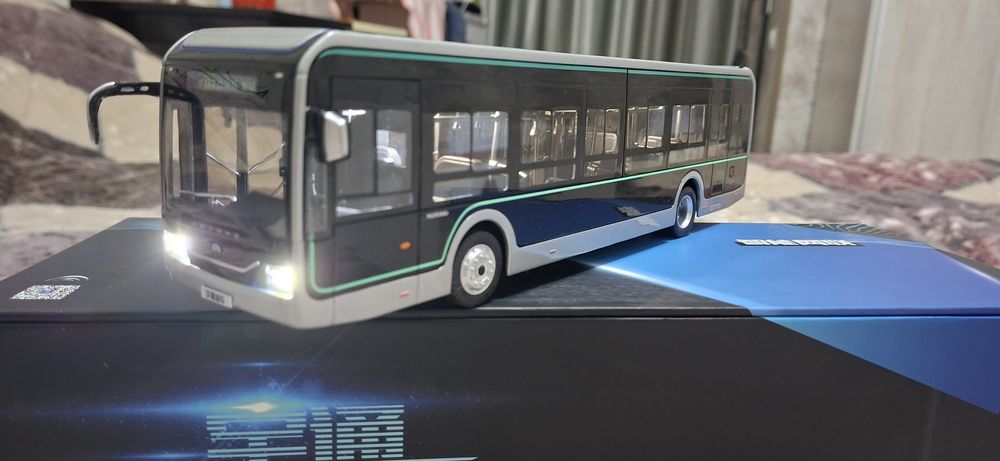 Коллекционный автобус (оригинал).)