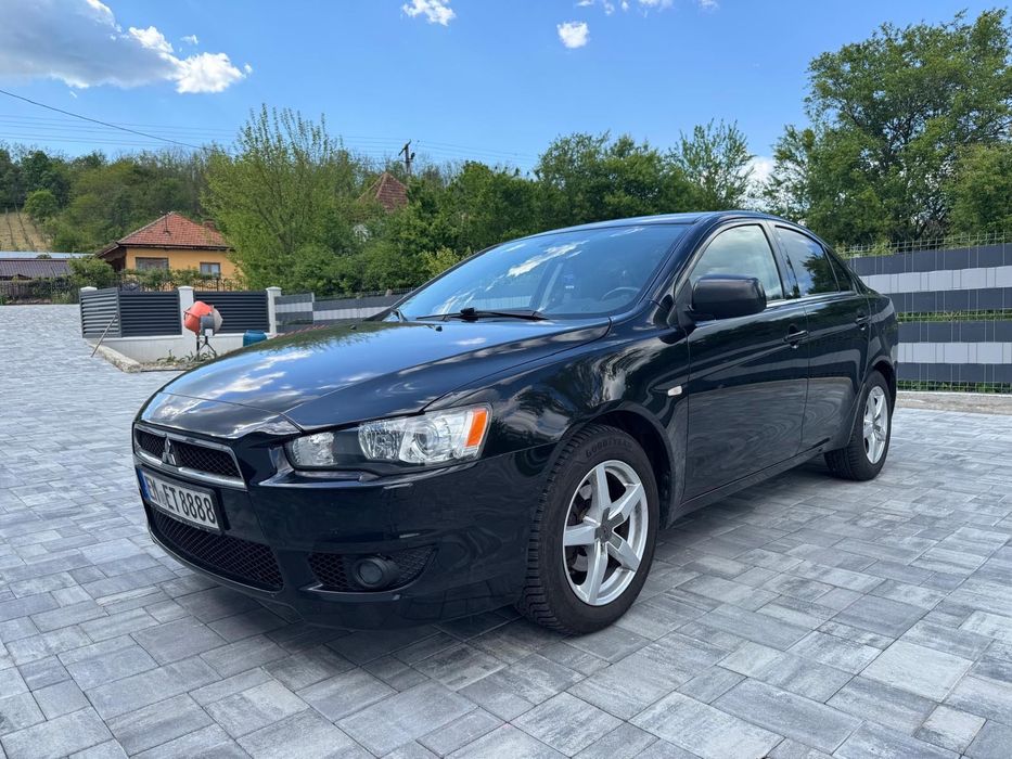 Mitsubishi Lancer