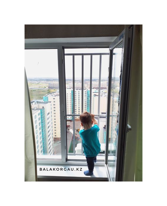 Барьер Ворота на лестницу для детей