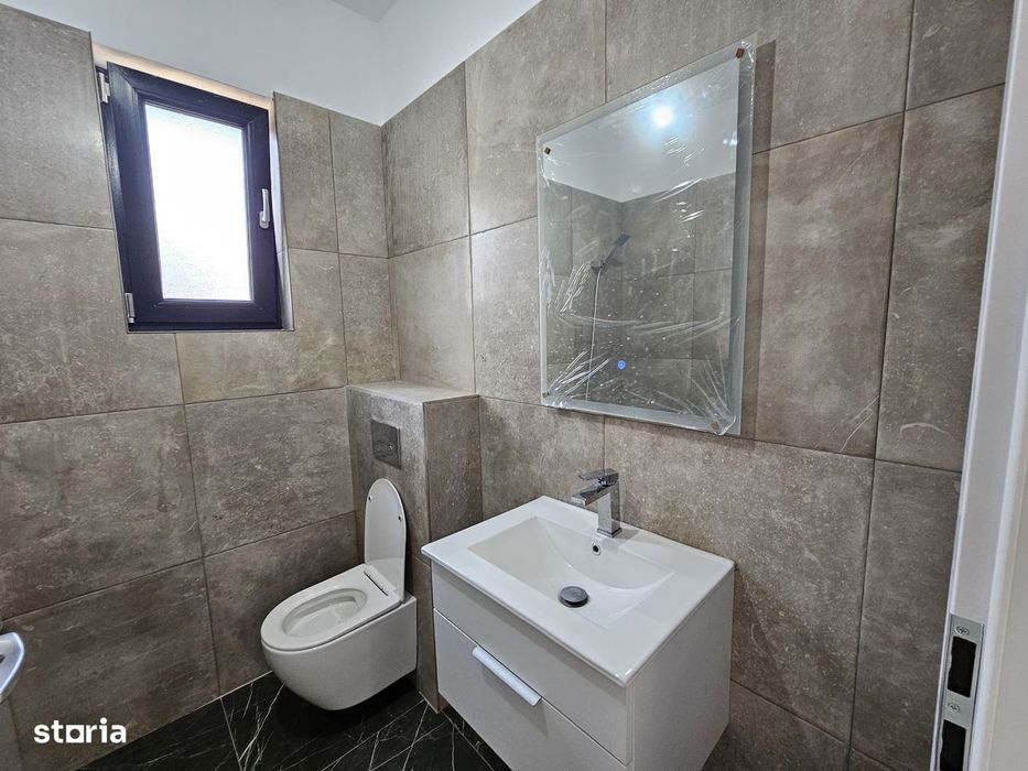 Vilă 4 camere, curte 400 mp, 4 parcări, complex bariera