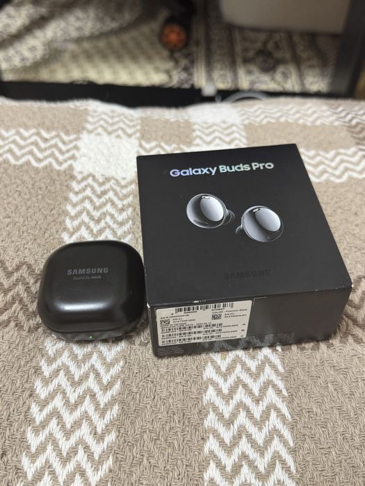Наушники Samsung Buds Pro