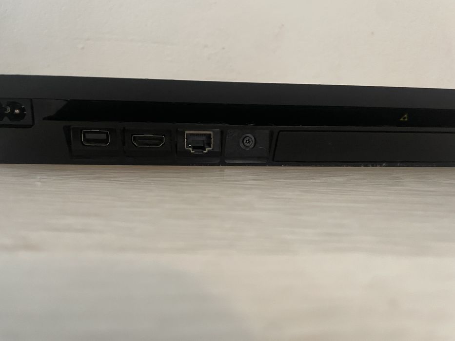 Vand Ps4 slim 1TB