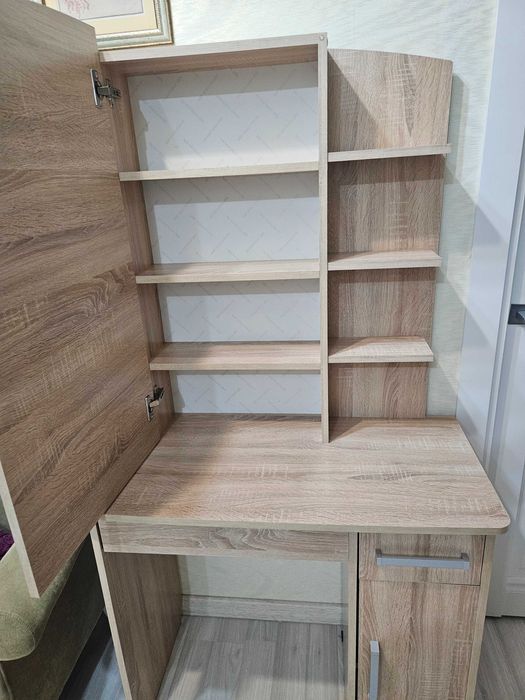 Туалетный столик