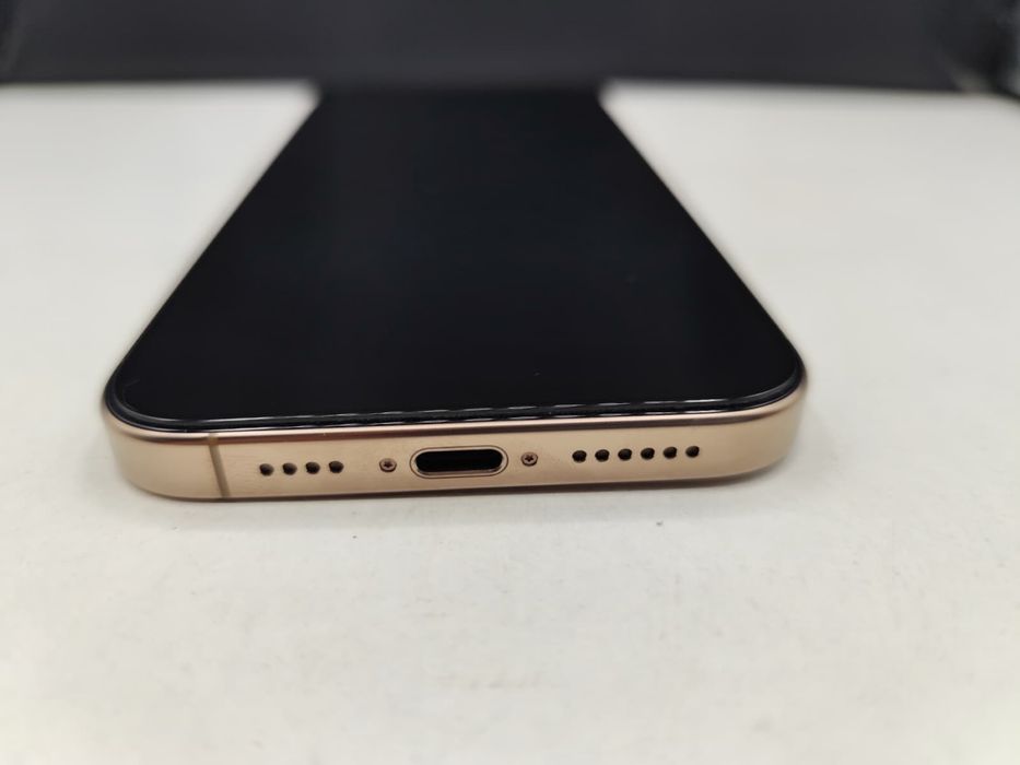 iPhone 16 Pro Max Desert Titanium 256GB