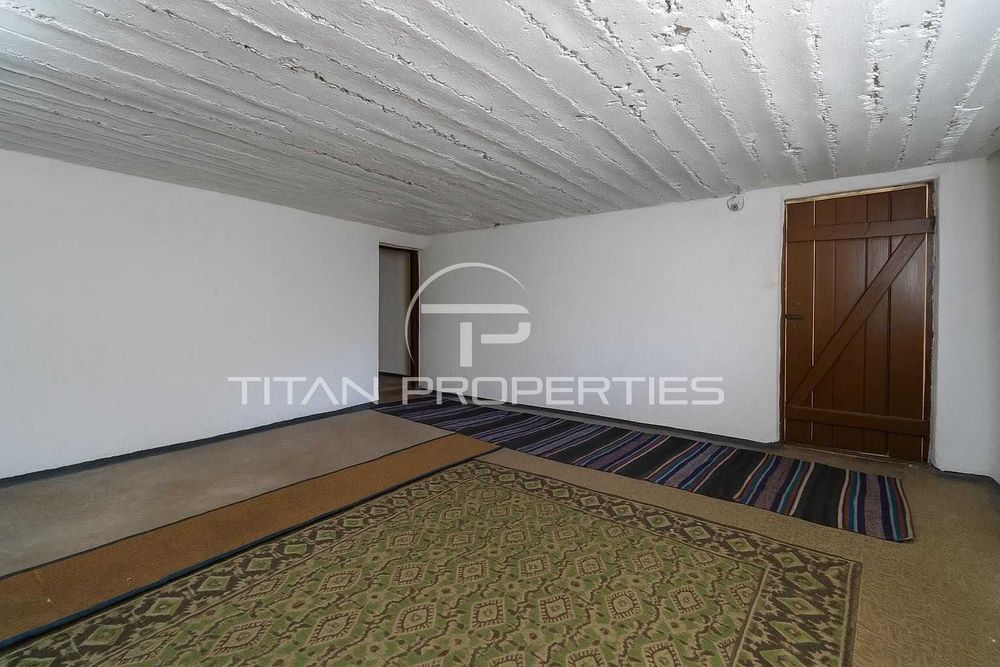 Продава се Етаж от къща в Хисаря - 105 кв.м за 1143 €/кв.м - Снимка #12