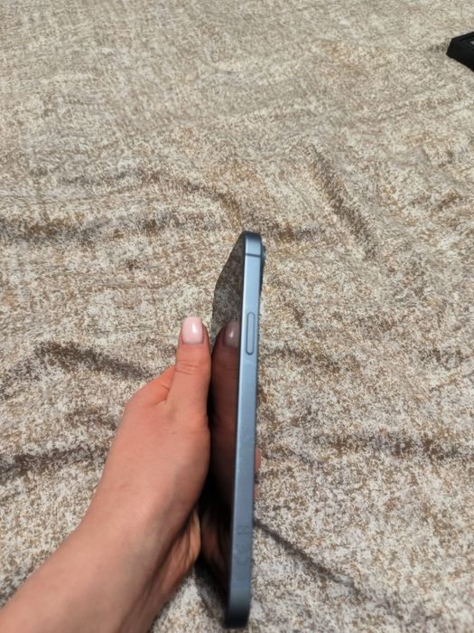 Vând iPhone 14 Plus 128GB