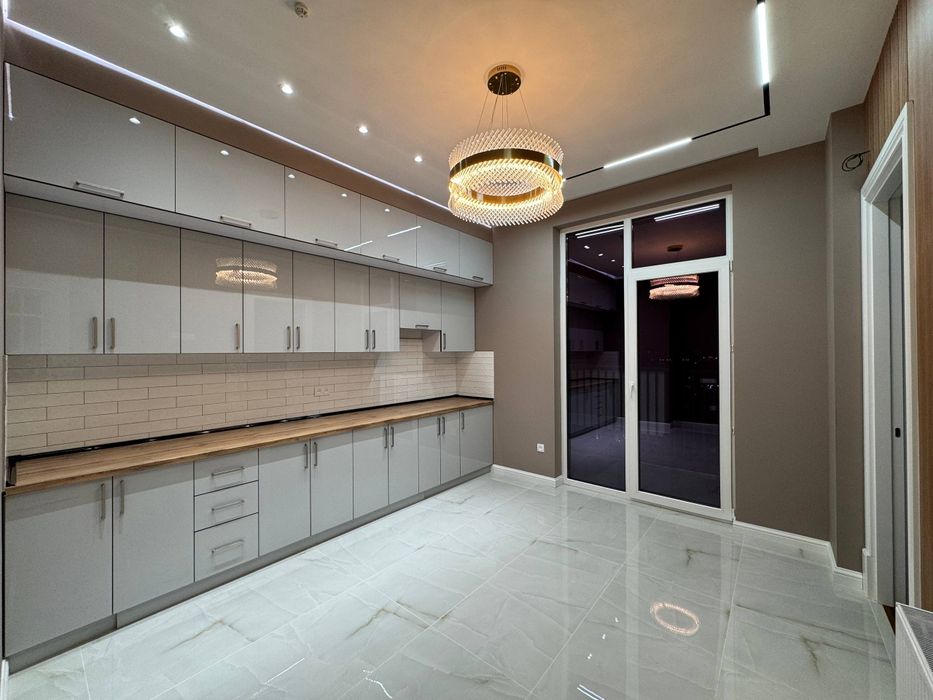 Сотилади NRG Jomiy 3 хона