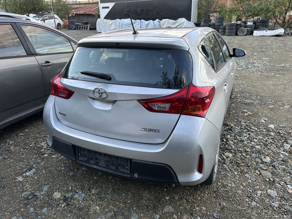 Тойота Аурис Toyota Auris 1.4 d4d 90 кс 2013г НА ЧАСТИ!