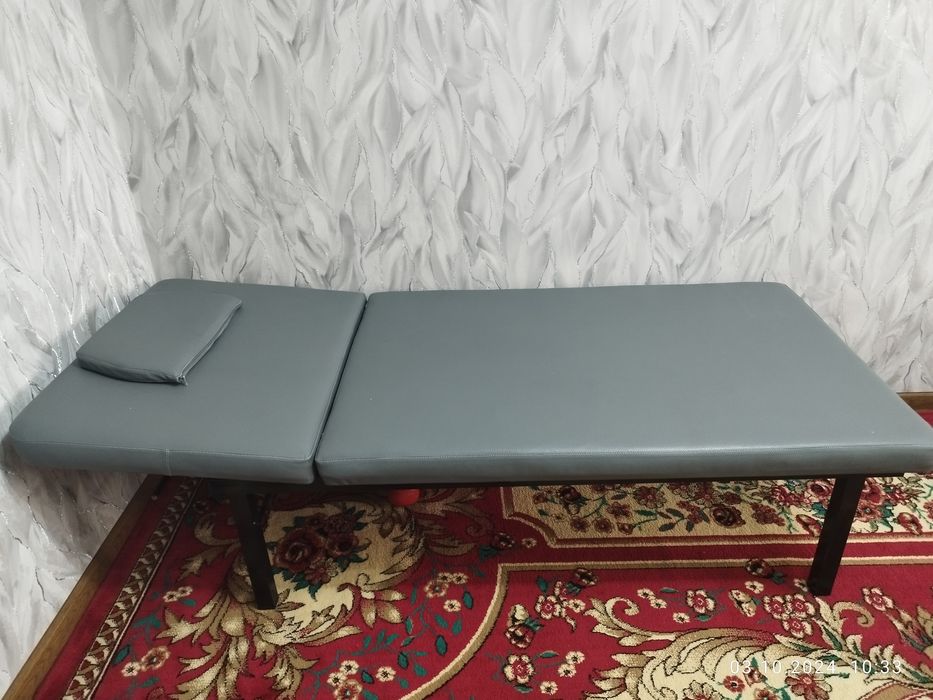 Кушетка , массажный стол