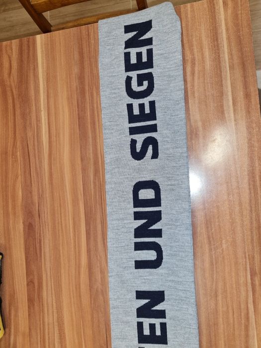 Юбилеен подаръчен шал на Audi