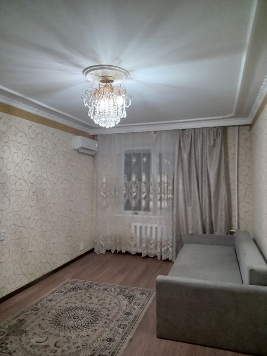Продам 2 к кв район Жд вокзал.