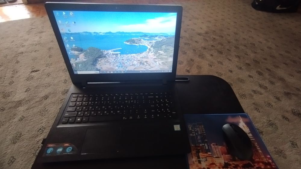 Ish, oʻqish uchun Noutbuk