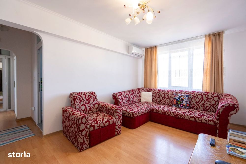 Apartament 3 camere, 2 bai, Nufarul , etaj intermediar